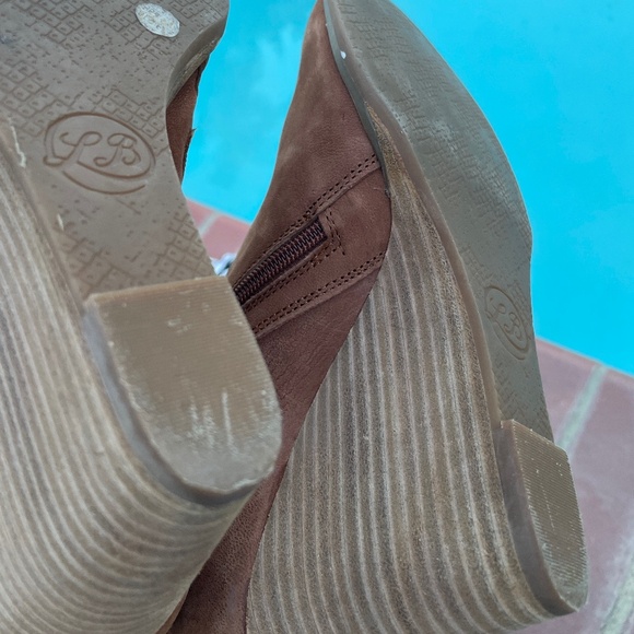 Lucky Brand wedge bootie - Picture 4 of 4
